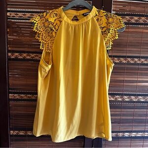 🌟3/$20🌟 Express Sleeveless Blouse